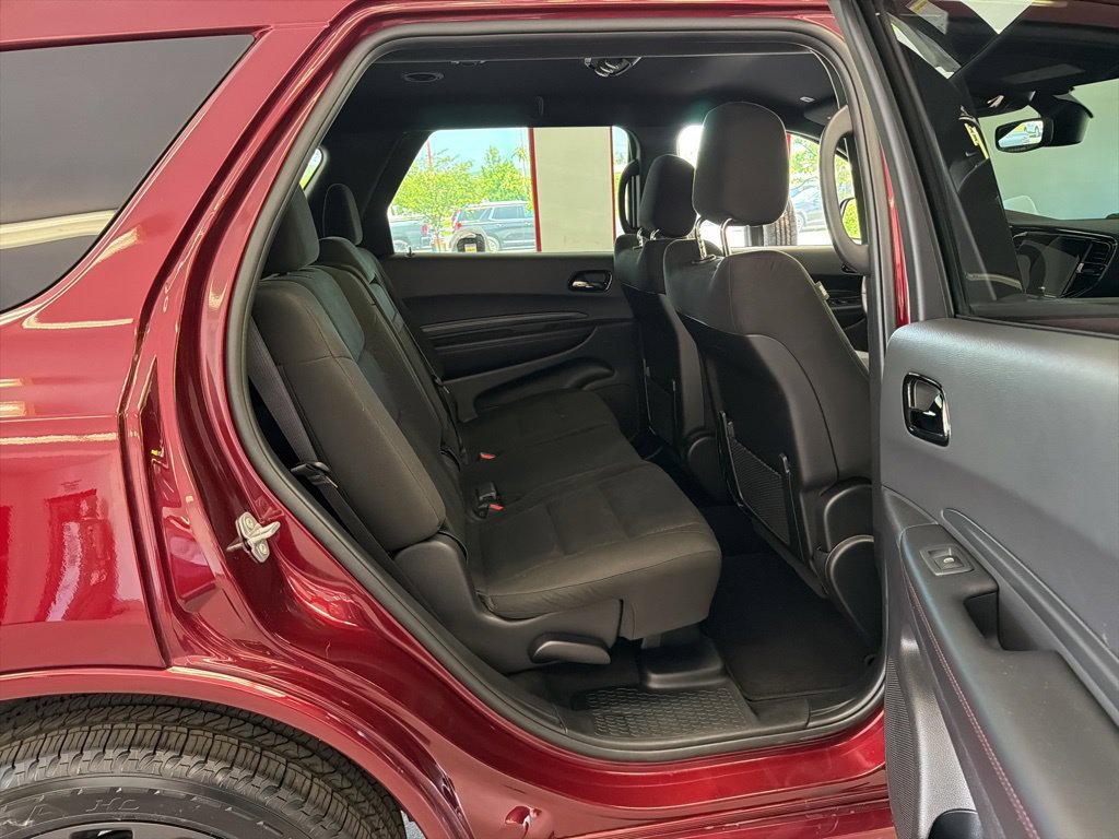 Certified 2025 Dodge Durango R/T w/ Blacktop Package AWD/4WD image 28