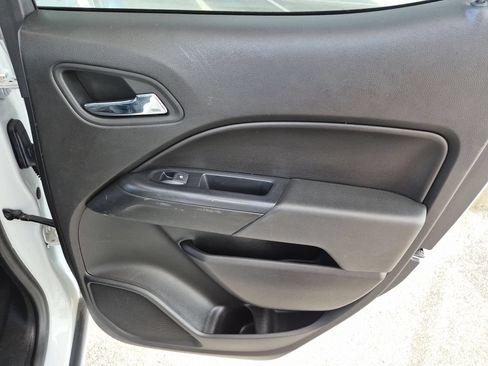 Used 2021 Chevrolet Colorado LT RWD image 27