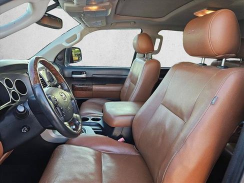 Used 2012 Toyota Tundra Limited w/ Platinum Pkg AWD/4WD image 14