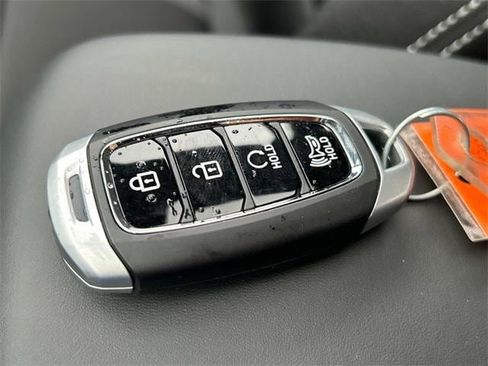 New 2025 Hyundai Venue SEL image 13