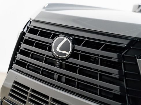 Used 2026 Lexus GX 550 w/ Accessory Package (2T) AWD/4WD image 99