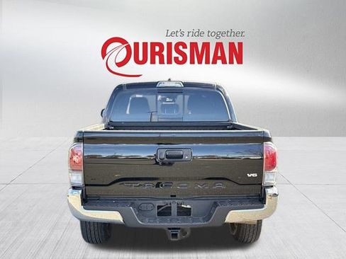 Used 2023 Toyota Tacoma TRD Sport image 3