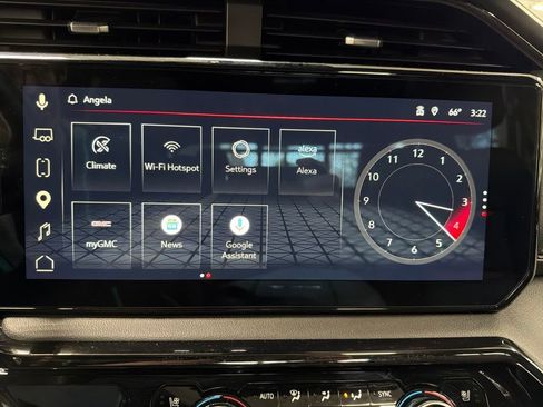 Used 2025 GMC Sierra 2500 AT4 w/ AT4 Premium Plus Package AWD/4WD image 47