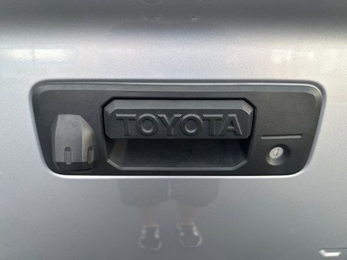 Used 2019 Toyota Tundra SR5 image 27