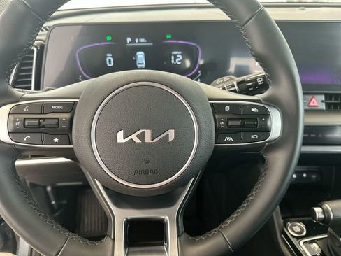 Certified 2023 Kia Sportage EX image 12