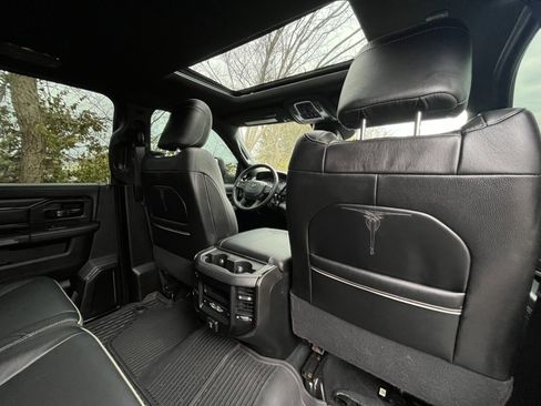 Used 2023 RAM 3500 Limited image 39
