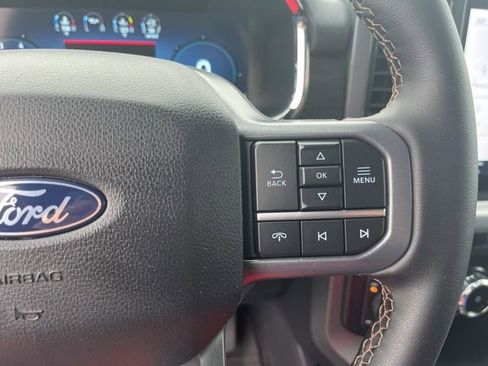 Used 2025 Ford F150 Lariat w/ Equipment Group 501A Mid image 18