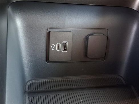 New 2026 Ford Explorer Active image 12