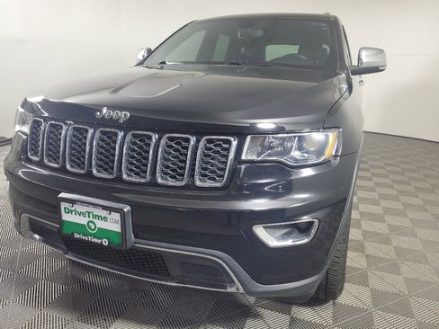 Used 2018 Jeep Grand Cherokee Limited image 15