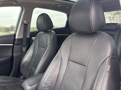 Used 2016 Hyundai Elantra GT w/ Option Group 03 image 2