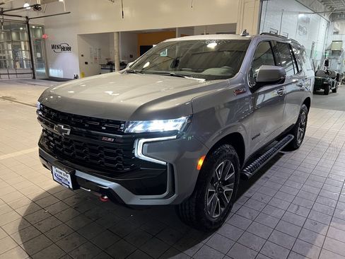 Used 2023 Chevrolet Tahoe Z71 w/ Luxury Package image 4