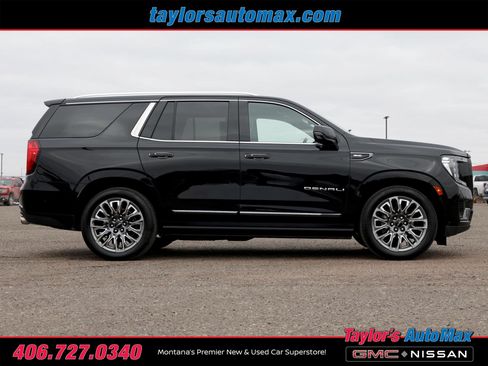 Used 2023 GMC Yukon Denali Ultimate image 3
