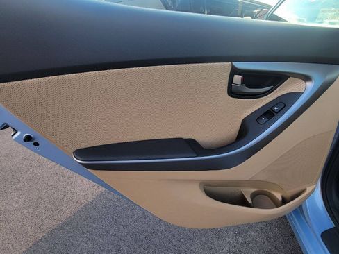 Used 2013 Hyundai Elantra Limited w/ Technology Pkg FWD image 26