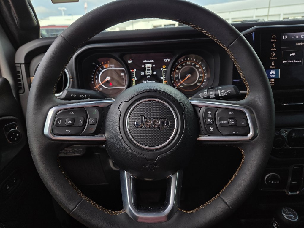 Used 2024 Jeep Wrangler Unlimited Sahara w/ Dual Top Group AWD/4WD image 24