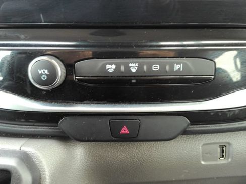 Used 2025 Ford Transit 350 XLT RWD image 37