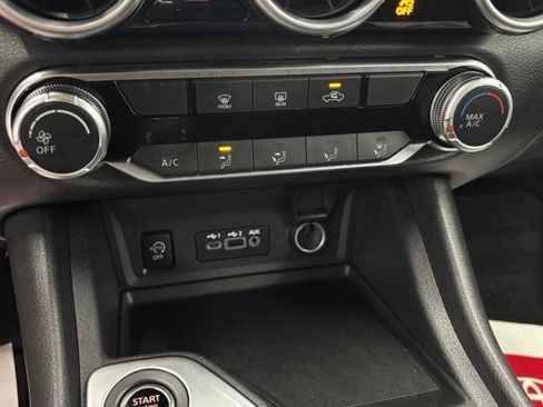 Used 2024 Nissan Sentra SV FWD image 23