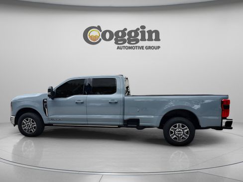 New 2026 Ford F250 Lariat image 2