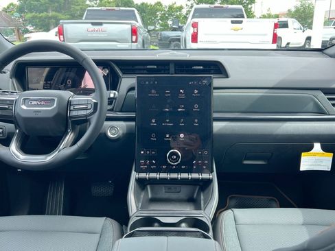 New 2026 GMC Terrain AT4 image 17