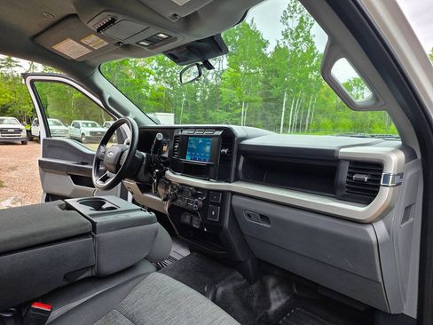 Used 2023 Ford F450 XL AWD/4WD image 18