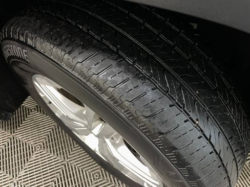 Certified 2022 GMC Terrain SLE w/ Driver Convenience Package image 48