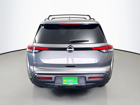 Used 2022 Nissan Pathfinder SV image 8