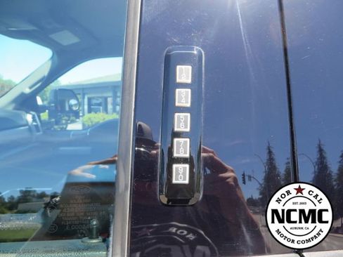 Used 2018 Ford F350 Lariat w/ Lariat Ultimate Package AWD/4WD image 23