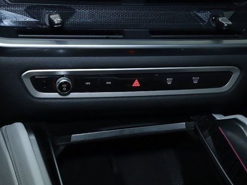 Certified 2024 BMW X6 xDrive40i w/ Premium Package image 28