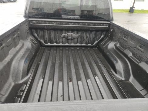 Used 2024 Chevrolet Colorado LT w/ LT Convenience Package AWD/4WD image 8