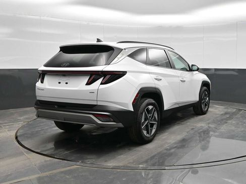 Certified 2025 Hyundai Tucson SEL image 7