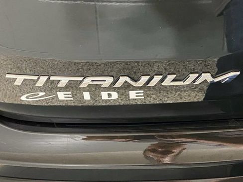 Certified 2023 Ford Edge Titanium w/ Equipment Group 301A AWD/4WD image 29