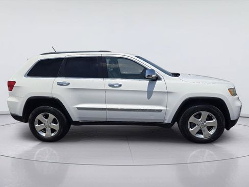Used 2013 Jeep Grand Cherokee Limited RWD image 4