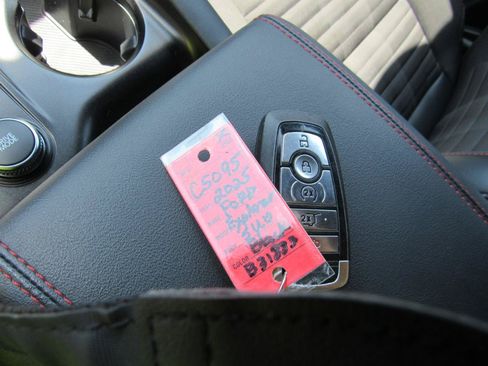 Used 2025 Ford Explorer ST-Line AWD/4WD image 14