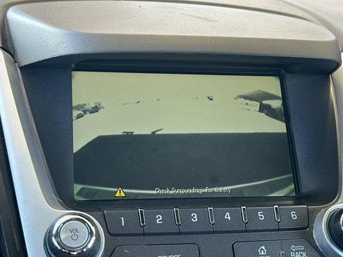 Used 2013 Chevrolet Equinox LT AWD/4WD image 19