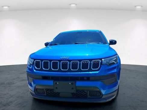 Used 2023 Jeep Compass Sport AWD/4WD image 5