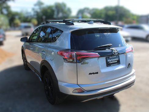 Used 2018 Toyota RAV4 Adventure FWD image 13