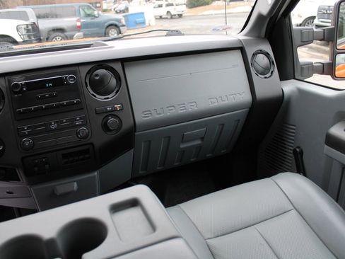 Used 2015 Ford F350 XL image 12