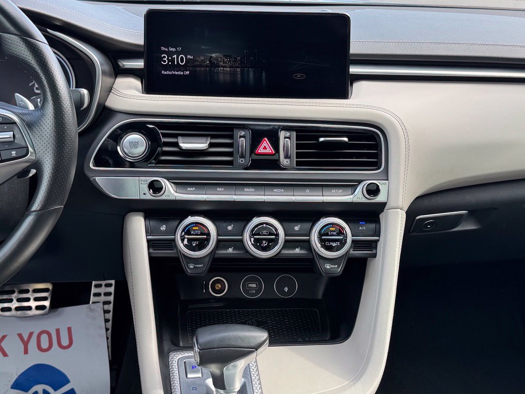 Used 2023 Genesis G70 2.0T w/ Sport Prestige Package AWD/4WD image 15