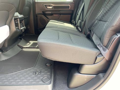 New 2026 RAM 1500 Big Horn AWD/4WD image 11