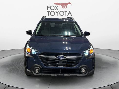 Used 2024 Subaru Outback Premium image 9