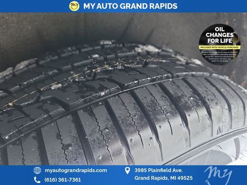 Used 2023 Chevrolet Blazer LT image 34