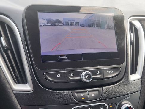 Used 2023 Chevrolet Malibu LT image 19