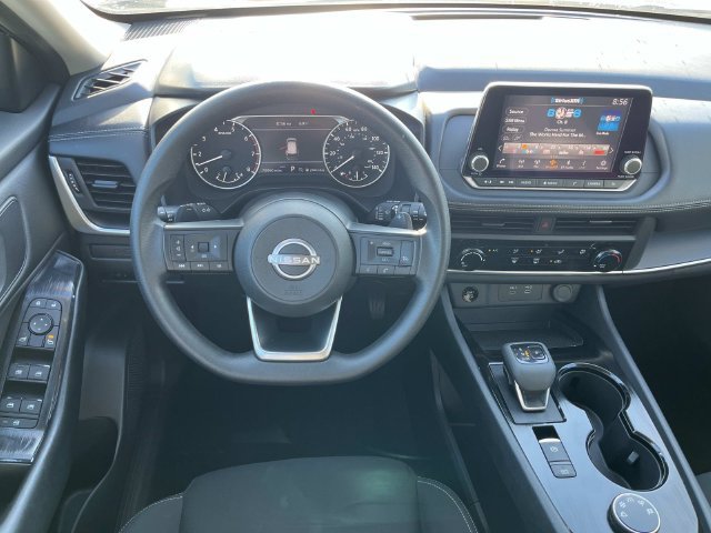 Used 2024 Nissan Rogue S AWD/4WD image 12
