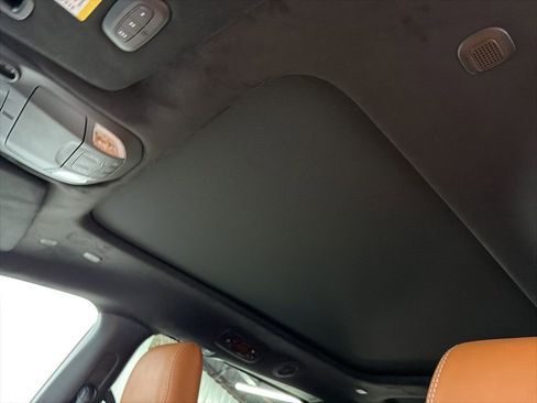 New 2026 Chrysler Pacifica Pinnacle w/ Trailer Tow Group image 24