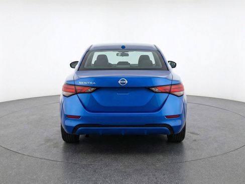 Used 2025 Nissan Sentra SV image 7