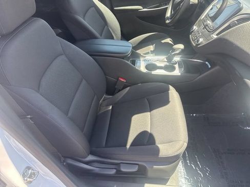 Used 2024 Chevrolet Malibu LT FWD image 27