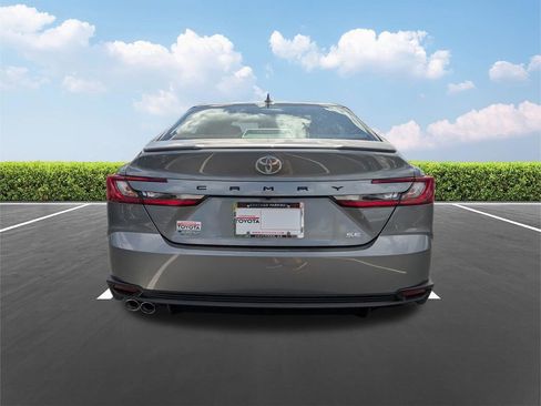 New 2026 Toyota Camry SE w/ Convenience Package FWD image 5