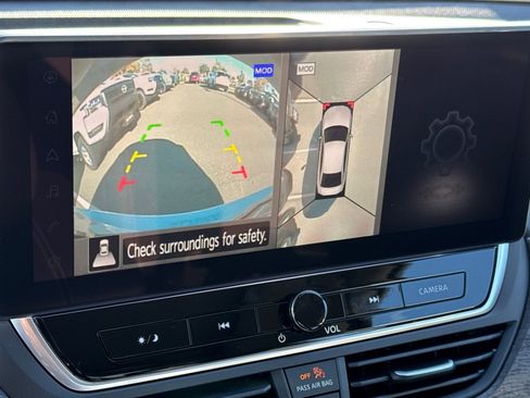 New 2025 Nissan Altima 2.5 SL image 16