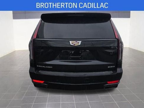 Certified 2024 Cadillac Escalade Sport Platinum w/ Heavy-Duty Trailer Package AWD/4WD image 9