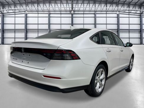 New 2026 Honda Accord LX image 6