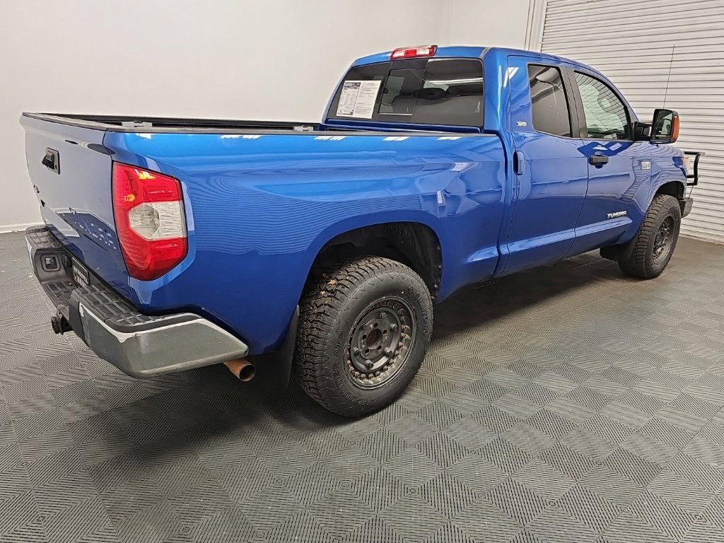 Used 2017 Toyota Tundra SR5 w/ SR5 Upgrade Package AWD/4WD image 9